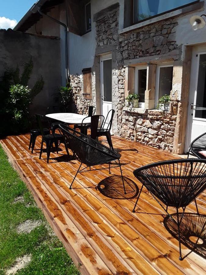 Gite le Pot de Vin Lancié Extérieur photo